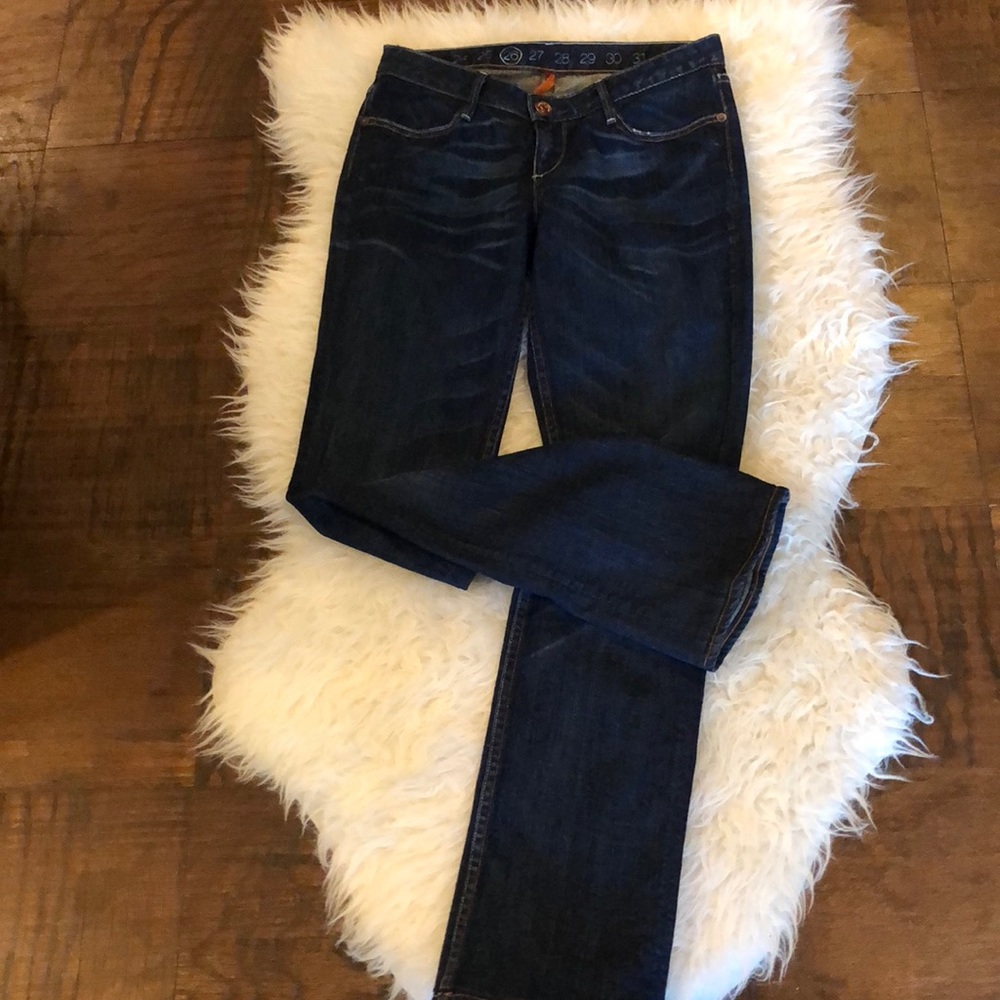 Earnest Sewn